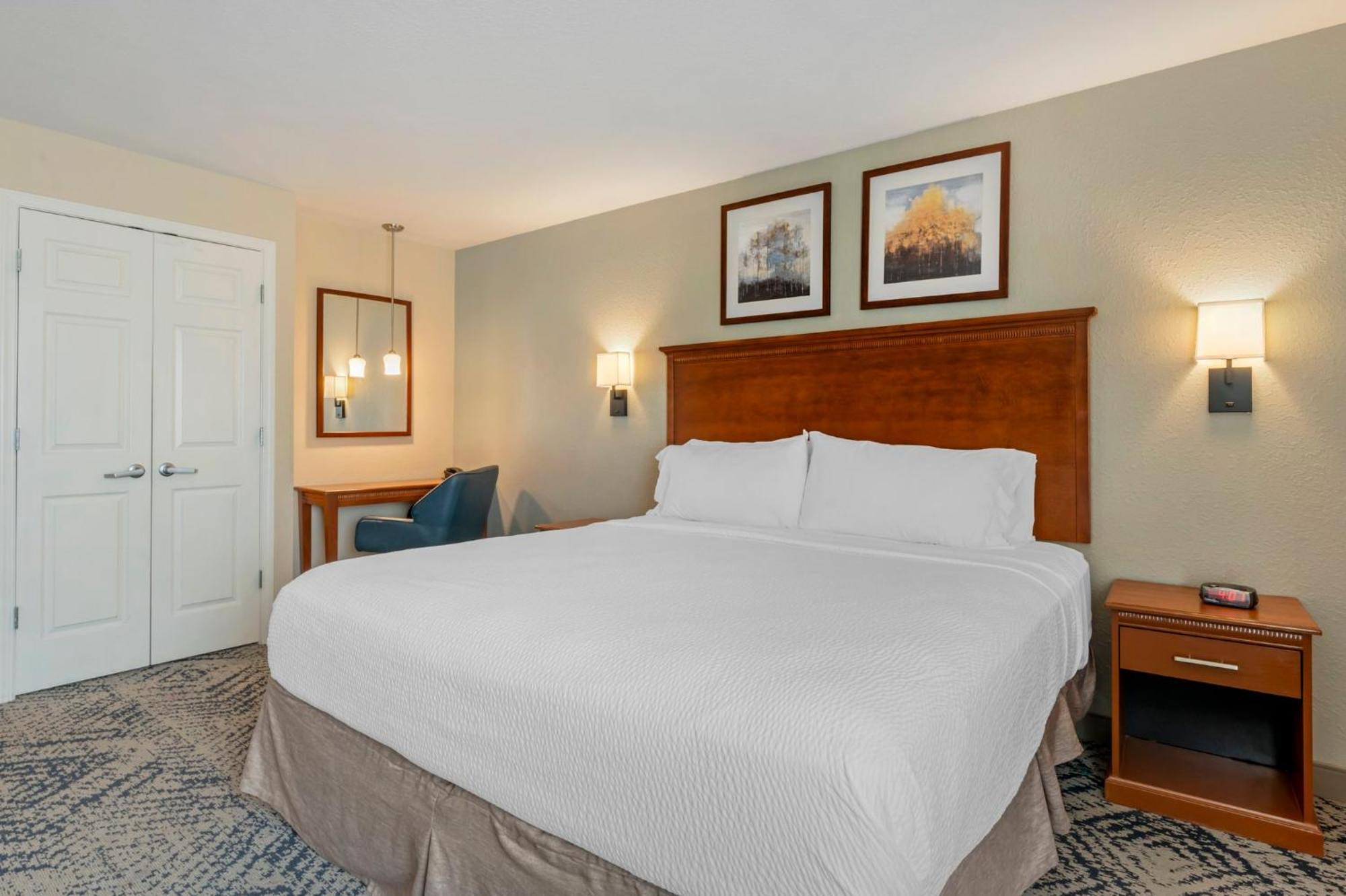 Candlewood Suites Indianapolis East By Ihg Екстериор снимка
