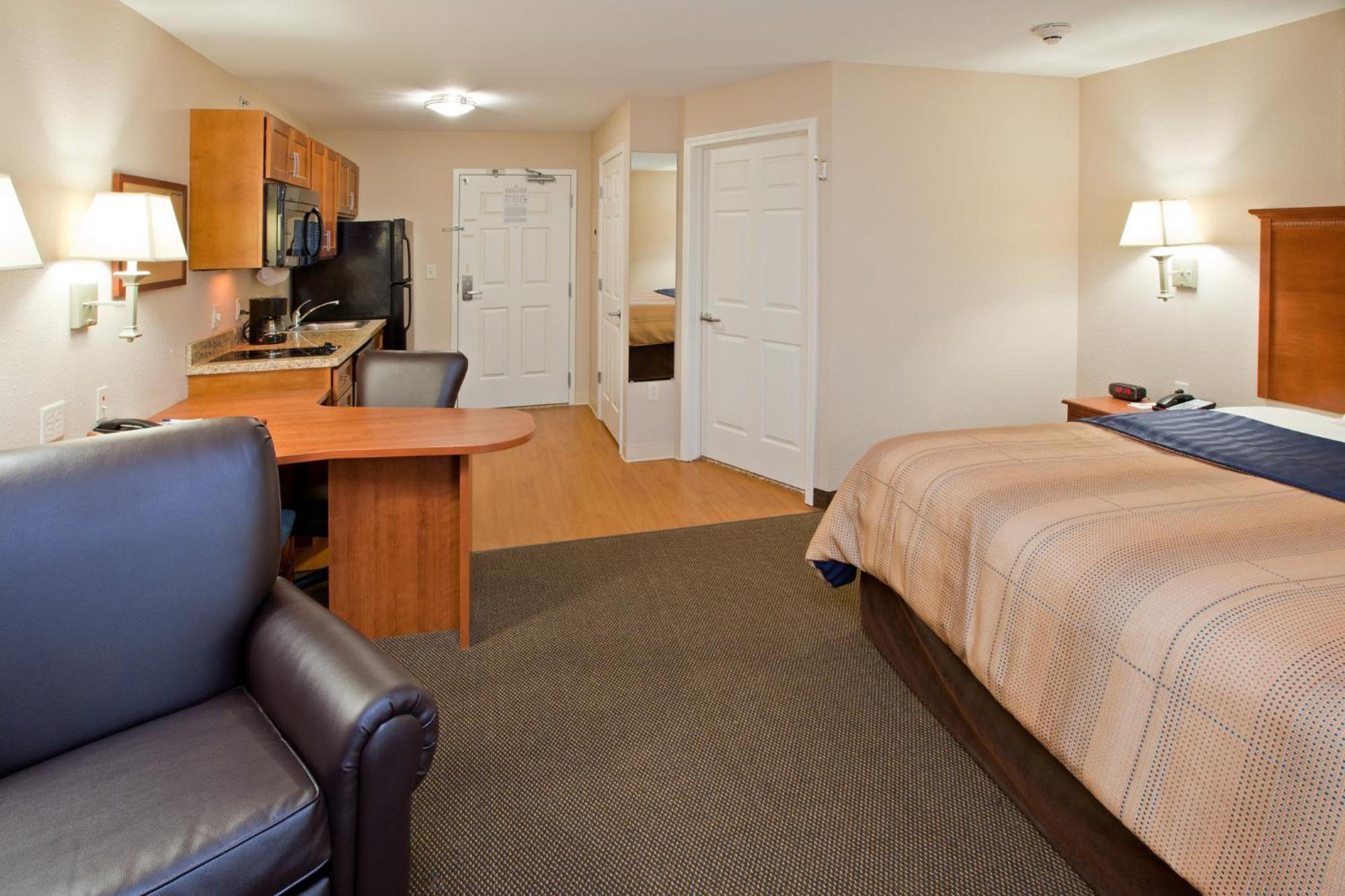Candlewood Suites Indianapolis East By Ihg Екстериор снимка