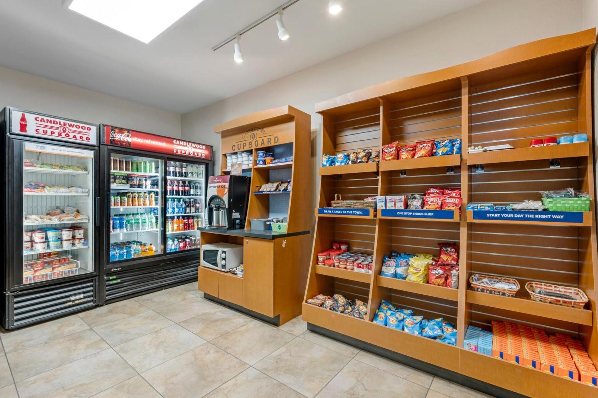 Candlewood Suites Indianapolis East By Ihg Екстериор снимка